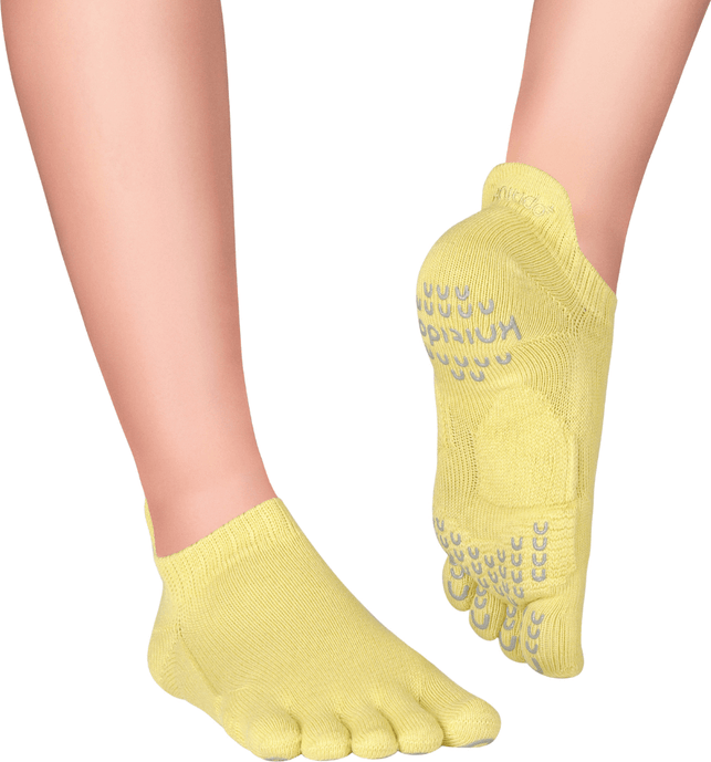 Knitido Sora Non Slip Pilates and Yoga Toe Socks Pistaasi