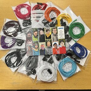 Elastic laces