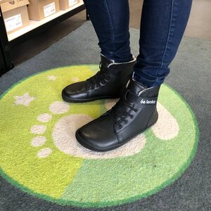 Be Lenka Winter de niños
